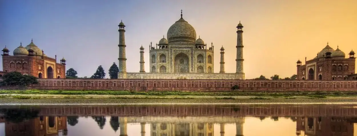 Agra tego samego dnia